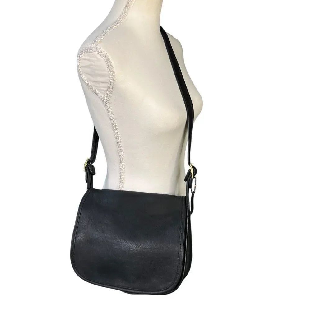 Vintage Coach Patricia Legacy 9170 Crossbody Saddle Bag Black